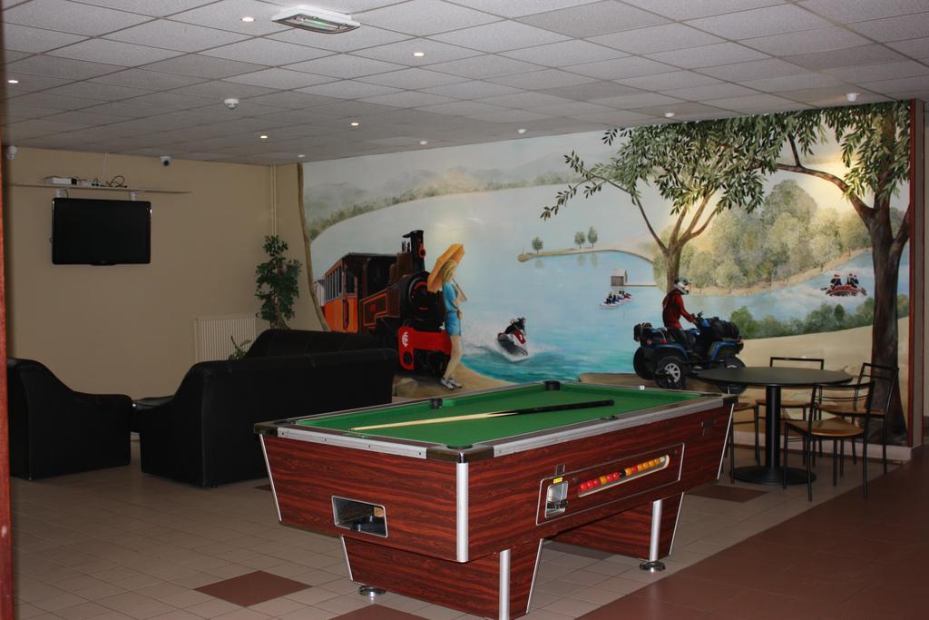 Hotel Vallee Bleue Montalieu-Vercieu Экстерьер фото