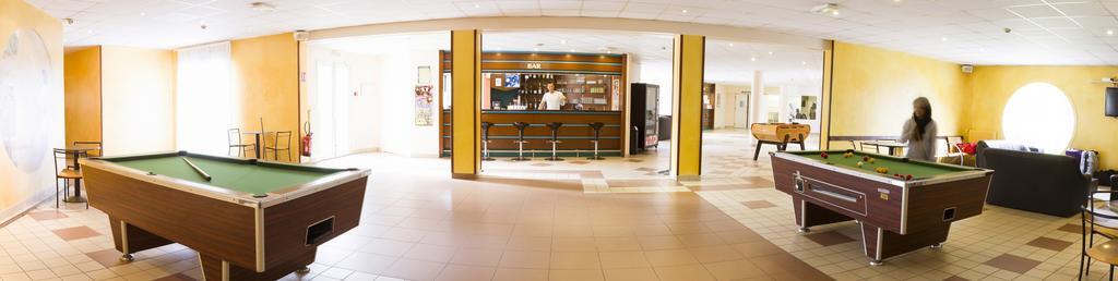 Hotel Vallee Bleue Montalieu-Vercieu Экстерьер фото